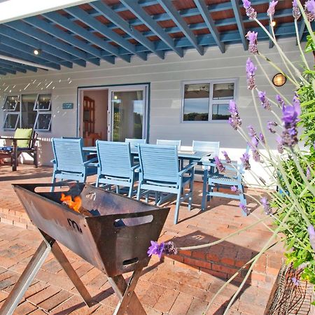 Atlantic Dream Beachfront Villa Скарборо Экстерьер фото