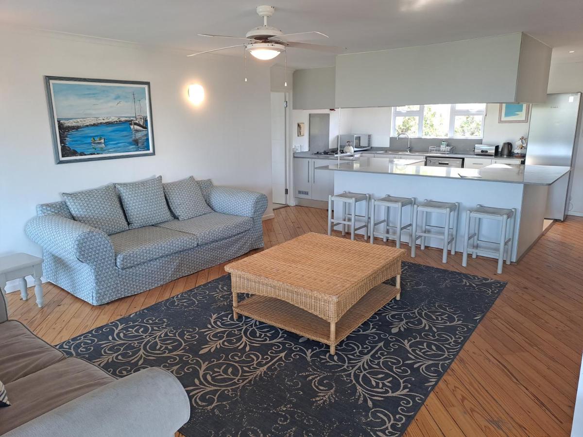 Atlantic Dream Beachfront Villa Скарборо Экстерьер фото